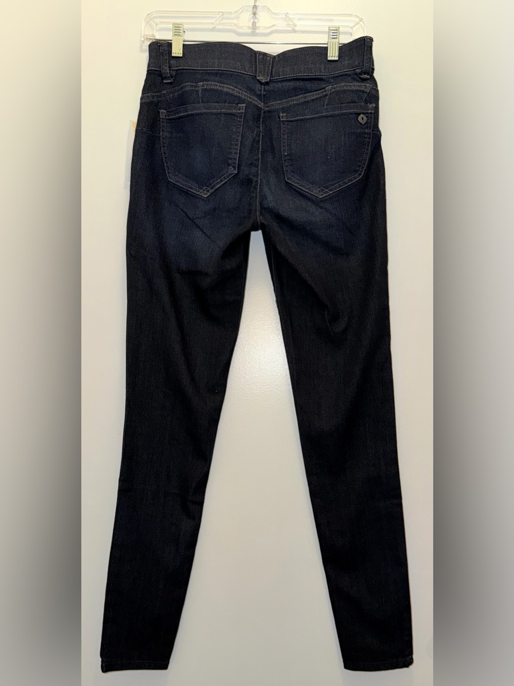 Democracy Jeans Women’s 4 Dark Wash Skinny Ab Solution Booty Lift Jegging - Picture 2 of 7